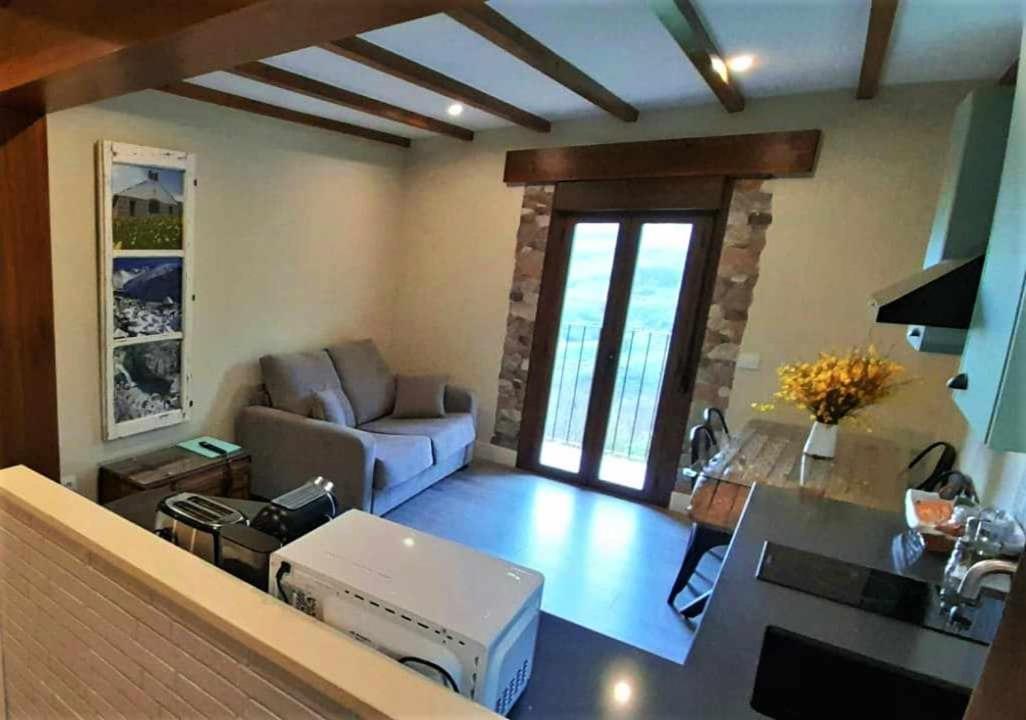 Apartamentos La Rosa Y El Pastor Guijo de Santa Bárbara Δωμάτιο φωτογραφία
